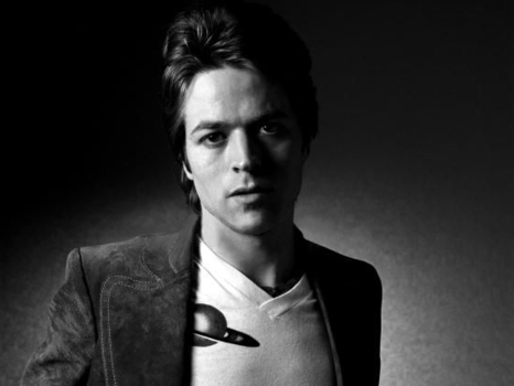 Robert Palmer, I didn't mean to turn you on. SpotifyThrowbacks.com